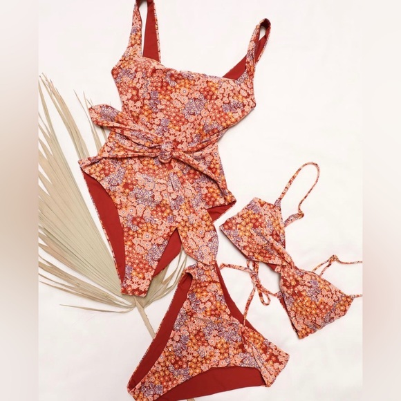 L*SPACE Floral Bikini Set - Picture 3 of 10